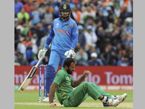 Ahead of Pakistan's Champions Trophy semi-final, 'used' Wahab Riaz on sale