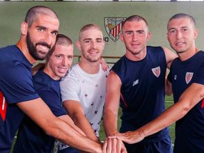 Athletic Bilbao squad shave heads to support Alvarez