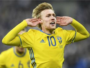 Emil Forsberg plays down Manchester United and AC Milan transfer