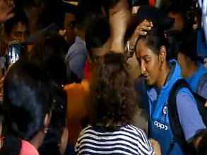 Women's World Cup: Mithali Raj and Co get rousing welcome upon arrival from England