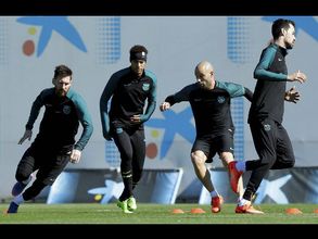 Barcelona defender Javier Mascherano opens to MLS move