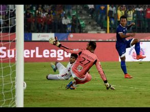 ISL 2017: Chennaiyin FC retain forward Jeje and goalkeeper Karanjit
