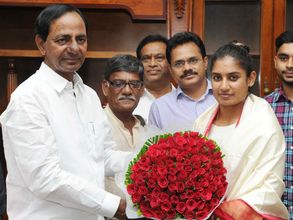 Women's World Cup: Mithali Raj awarded Rs 1 crore cash prize, house plot by Telangana Govt