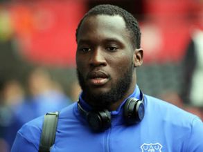 Manchester United striker Romelu Lukaku arrested in Los Angeles
