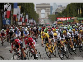 Christopher Froome wins his 4th Tour de France title