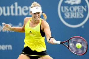 Clijsters says struggling Kerber can be US Open contender