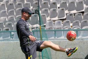 Brad Haddin takes over as Australia fielding coach