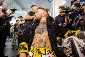 Conor McGregor in war of words with hip-hop artist 50 Cent