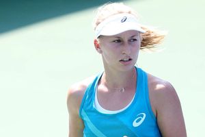 Gavrilova stuns Radwanska to reach New Haven final