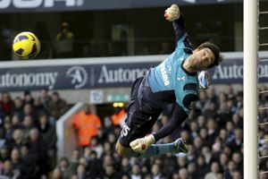 Tottenham Hotspur captain Hugo Lloris backs his clubs transfer policy
