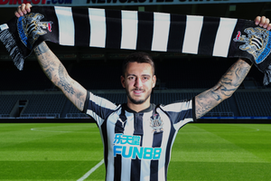 Official: Newcastle United sign Joselu in £5m deal
