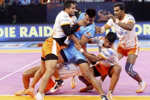 Pro Kabaddi League 2017: Puneri Paltan beat Bengal Warriors in inter-zone stage