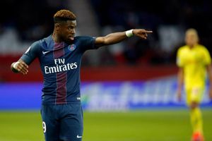 Manchester United agree terms with PSG defender Serge Aurier