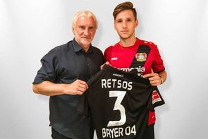 Leverkusen splash out on teenage star Retsos