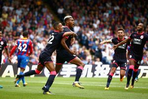 Crystal Palace 0 Huddersfield Town 3: Mounie at double as terrific Terriers make stunning Premier League debut