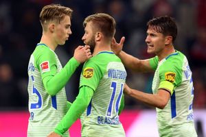 Bayern drop points at home as Wolfsburg hold them
