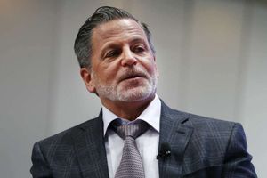 Gilbert: LeBron's Trump tweet resulted in racist voicemails