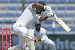 1st Test: Karunaratne and Chandimal rescue Sri Lanka after Yasir breaks record on Day 1