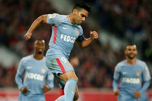 Falcao does the star turn for Monaco