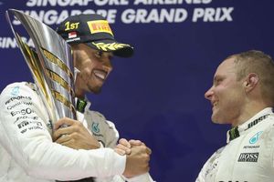Mercedes avoiding complacency after Singapore 'surprise'
