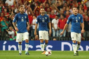 Bruised Italy turn to Israel after Spanish rout