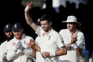 Anderson's 500 marks eventful day at Lords
