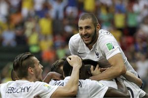 Real Madrid striker Karim Benzema agrees new deal