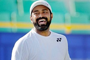 Leander, Purav win doubles; Ramkumar moves on, Bhambri exits