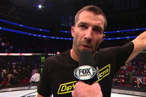 UFC Fight Night 116: Rockhold Vs Branch results, Rockhold stops Branch