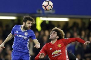 Machester United worried over Marouane Fellaini's future