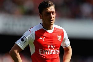Ozil and Ramsey to miss Arsenal's clash with Cologne