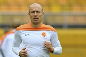 Robben still hopeful of World Cup qualification