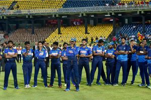 No reason to give up captaincy, says Tharanga