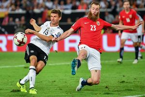 Premier League trio want Bayern Munich forward Thomas Muller