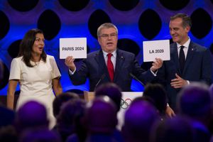 Paris, Los Angeles get Olympics 2024, 2028