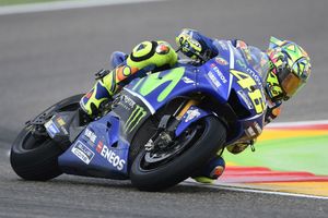 Rossi the cynosure of all eyes at wet Aragon