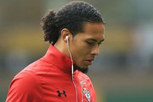 No hard feelings with Van Dijk at Southampton, says Bertrand