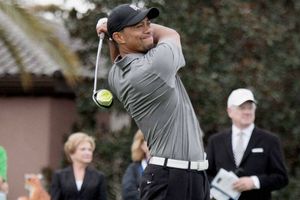 Woods takes first step towards returning to the greens
