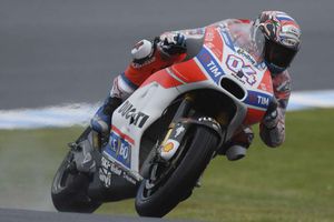 Dovizioso sets Sepang pace come rain or shine