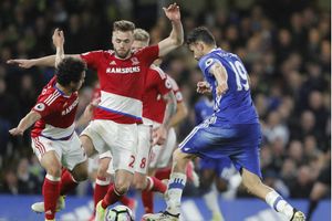 Calum Chambers surprisingly signs two-year extension at Arsenal