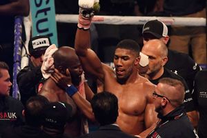 Anthony Joshua 'easy' over Parker, Wilder unifications