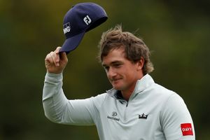 Dunne edges favourite McIlroy to win British Masters
