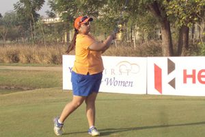 Gursimar turns in best score of the day; grabs a share of the lead