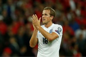 England bank on 'hot' Kane to deliver World Cup spot