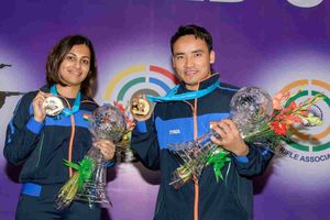 Jitu Rai, Heena Sidhu clinch gold as India start campaign brightly