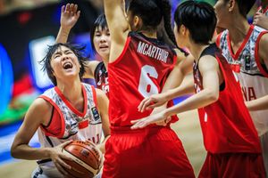 Rampaging Australia sweeps past Korea