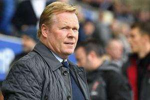 Premier League: Arsenal rally to defeat 10-man Everton 5-2