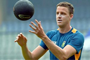 Morne Morkel faces six weeks out with abdominal tear