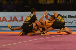 PKL 2017: Telugu Titans crush Tamil Thalaivas 57-38 in inter-zone round