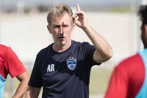 Penalty, Khabra’s red killed the game, says Bengaluru coach Roca
